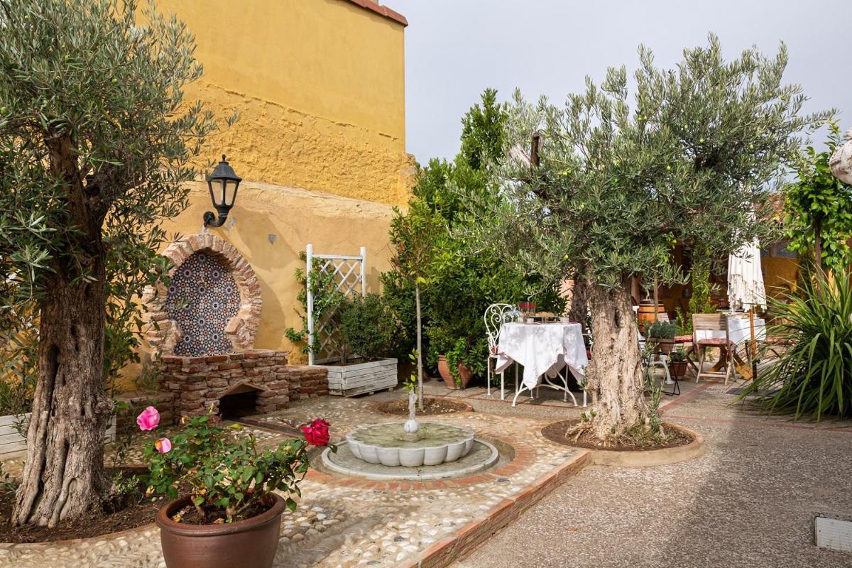 Beautiful Alamedas - Una Casa Rural Con Una Historia Unica Castronuno Zewnętrze zdjęcie