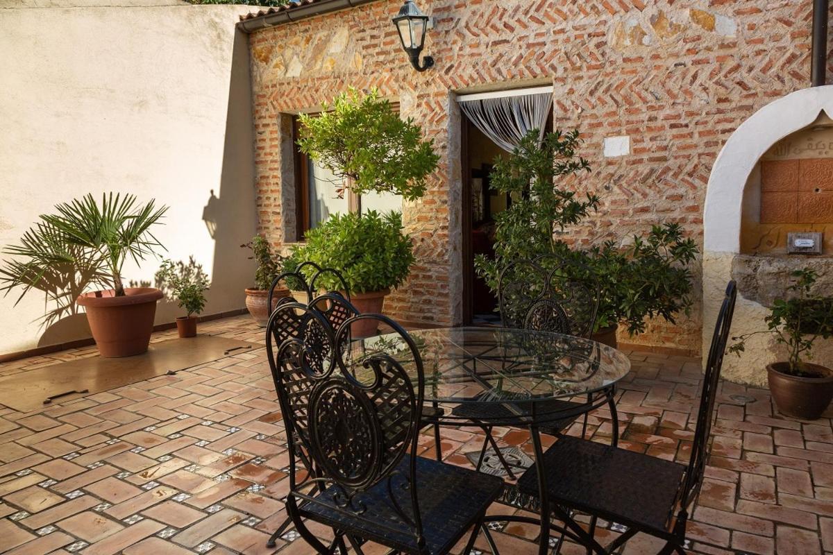 Beautiful Alamedas - Una Casa Rural Con Una Historia Unica Castronuno Zewnętrze zdjęcie